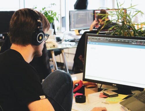 Help Desk vs. Service Desk: What’s the Difference?